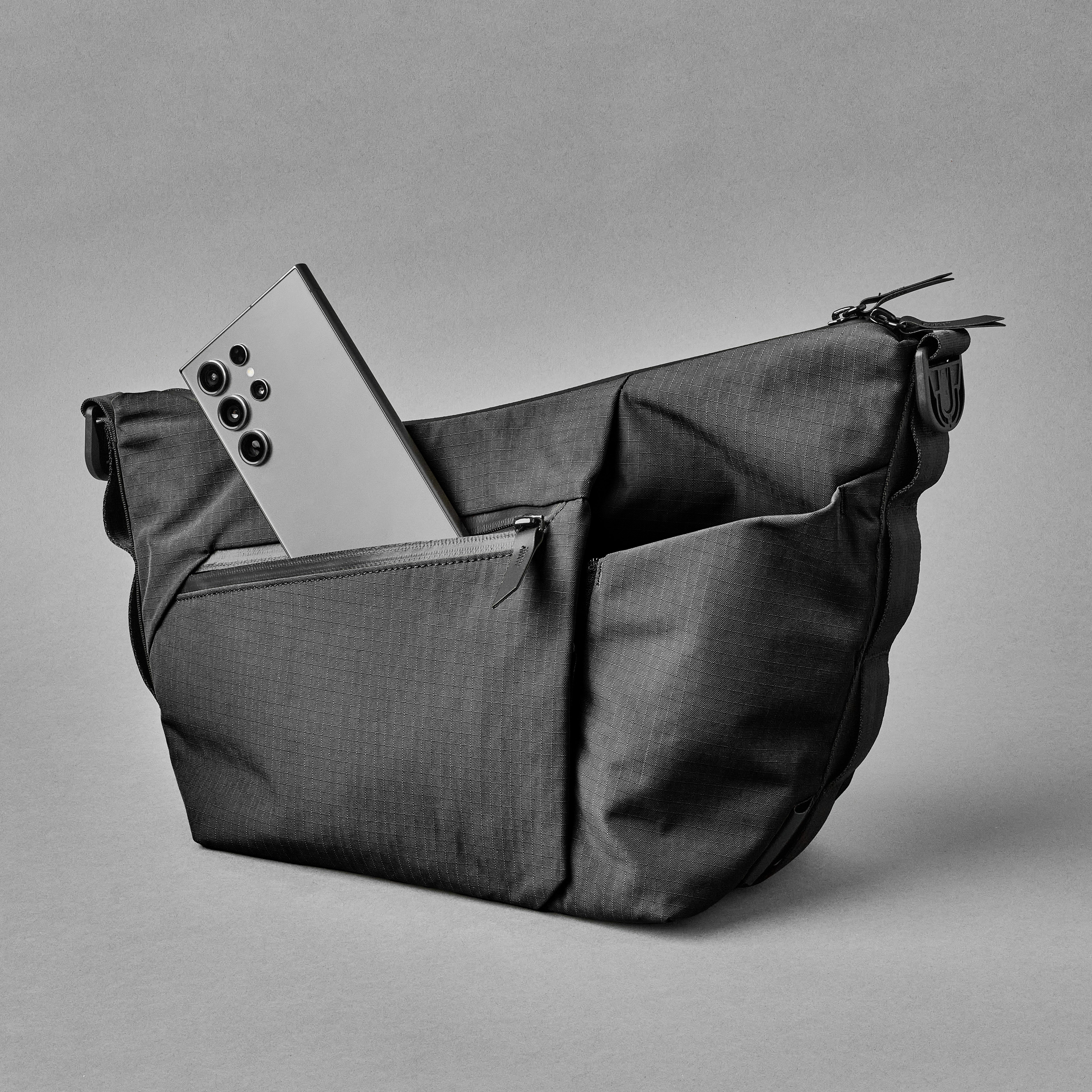 ALPAKA / FLOW SATCHEL 4L – Neueオンラインストア｜もっと愛着のわく