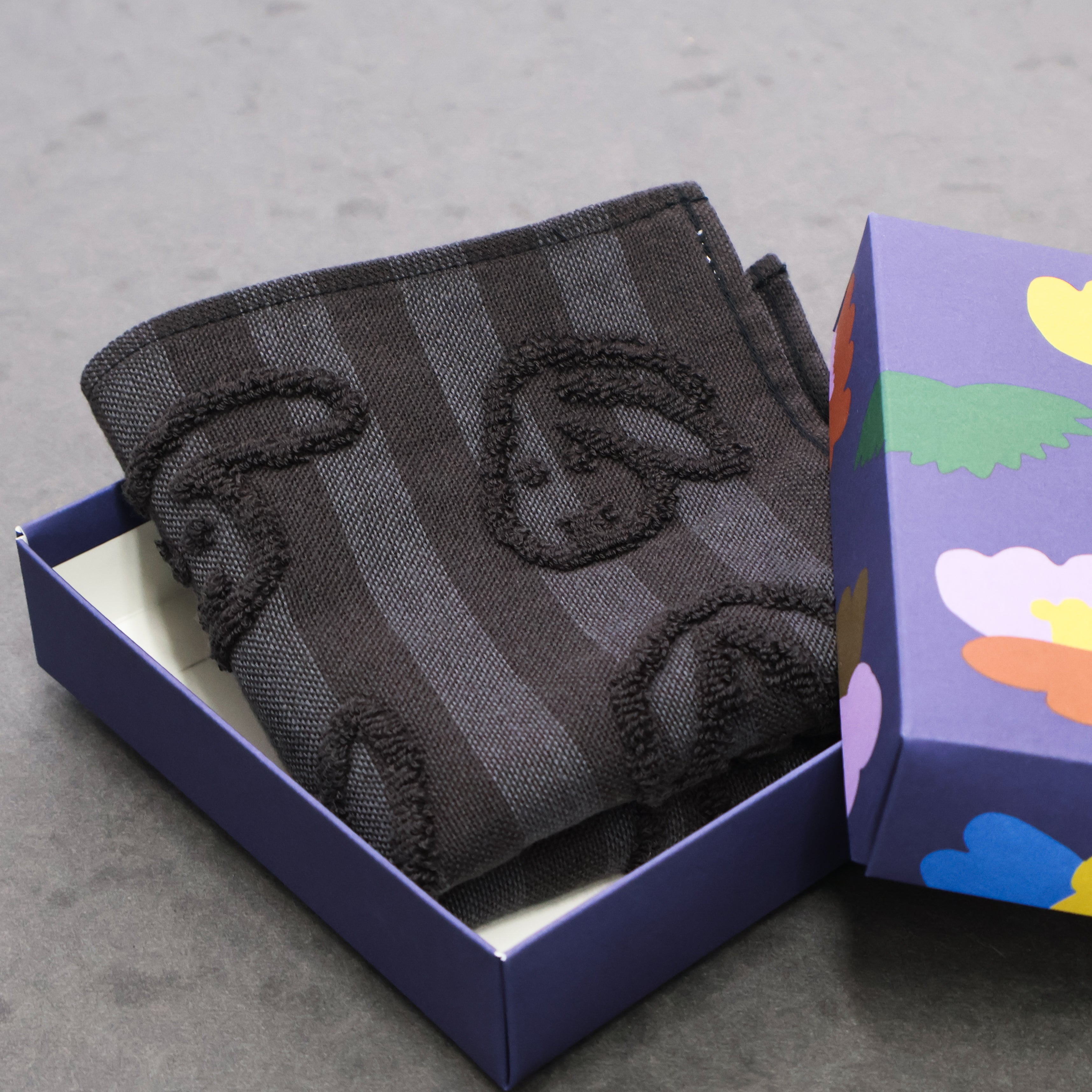 WARMGREY TAIL / ハンドクロス – Neueオンラインストア｜もっと愛着の