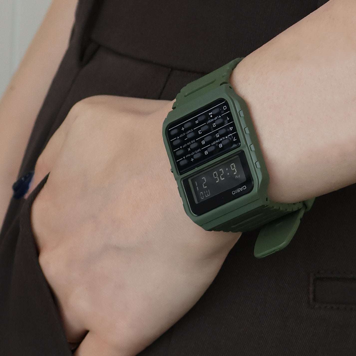 CASIO デジタル腕時計 NF'ー11 CASIO ］デジタルウォッチ – Neueオンラインストア｜もっと愛着のわく