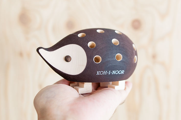 KOH-I-NOOR,ハリネズミ,色鉛筆,スタンド,小,大,コヒノール,コイノア,おしゃれ,通販,販売,ステーショナリー,雑貨,ギフト,プレゼント,贈り物,退職祝い,転職祝い,誕生日,ラッピング,送料無料,ノイエ,neue, 