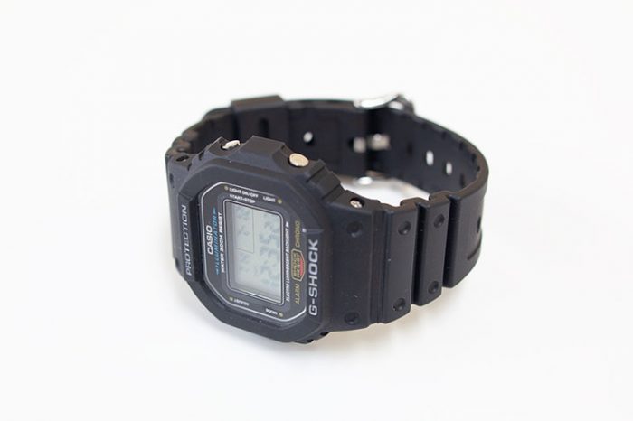 CASIO,カシオ,G-SHOCK,ジーショック,D-5600E-1,腕時計,おしゃれ,通販,販売,ステーショナリー,デザイン雑貨,雑貨,ギフト,プレゼント,贈りもの,退職祝い,転職祝い,お祝い,引っ越し,バースデー,誕生日,ラッピング,送料,無料,ノイエ,neue,ネットショップ,ポイント,セール,