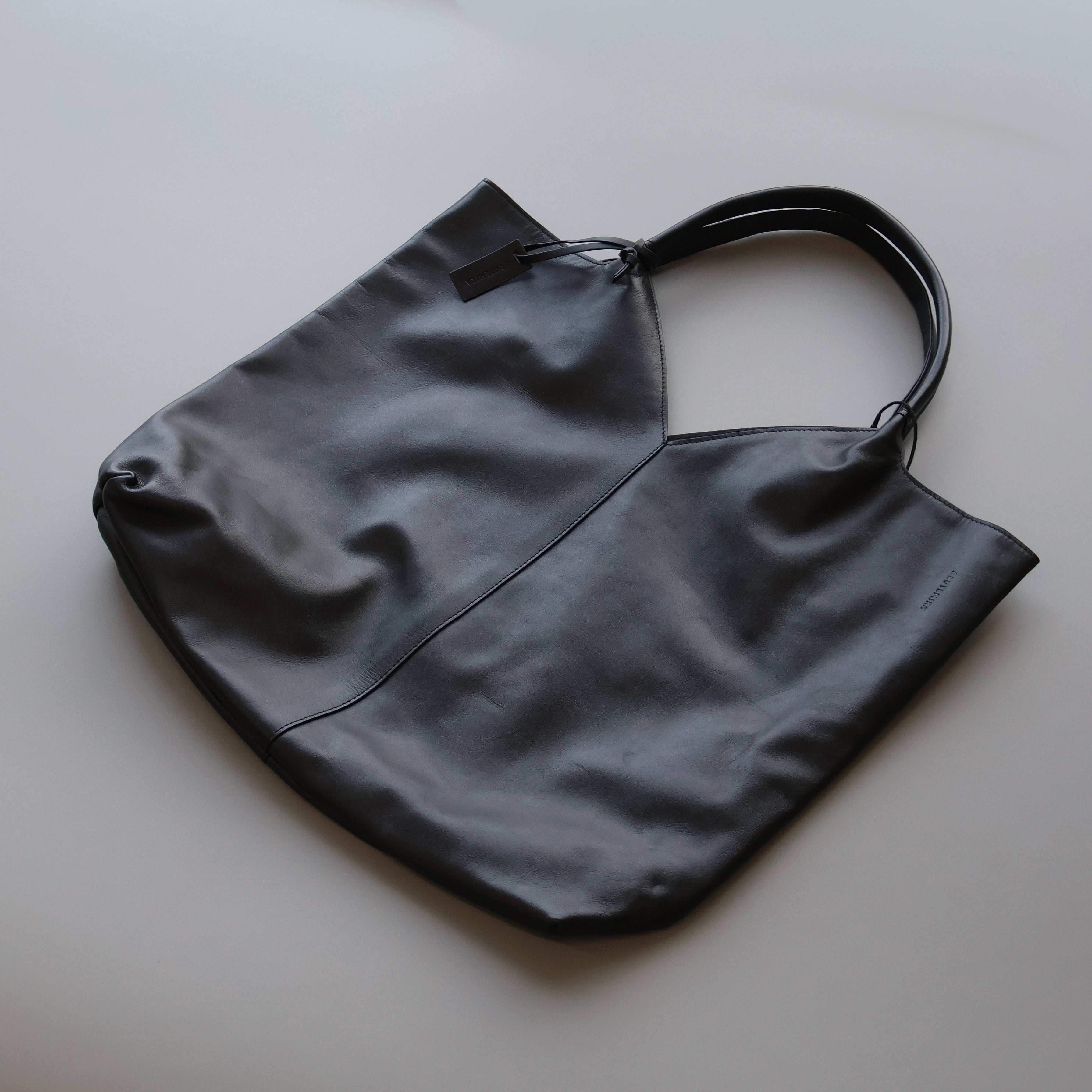 ARTEMIKA / ビッグトートバッグ – Neueオンラインストア｜もっと愛着の