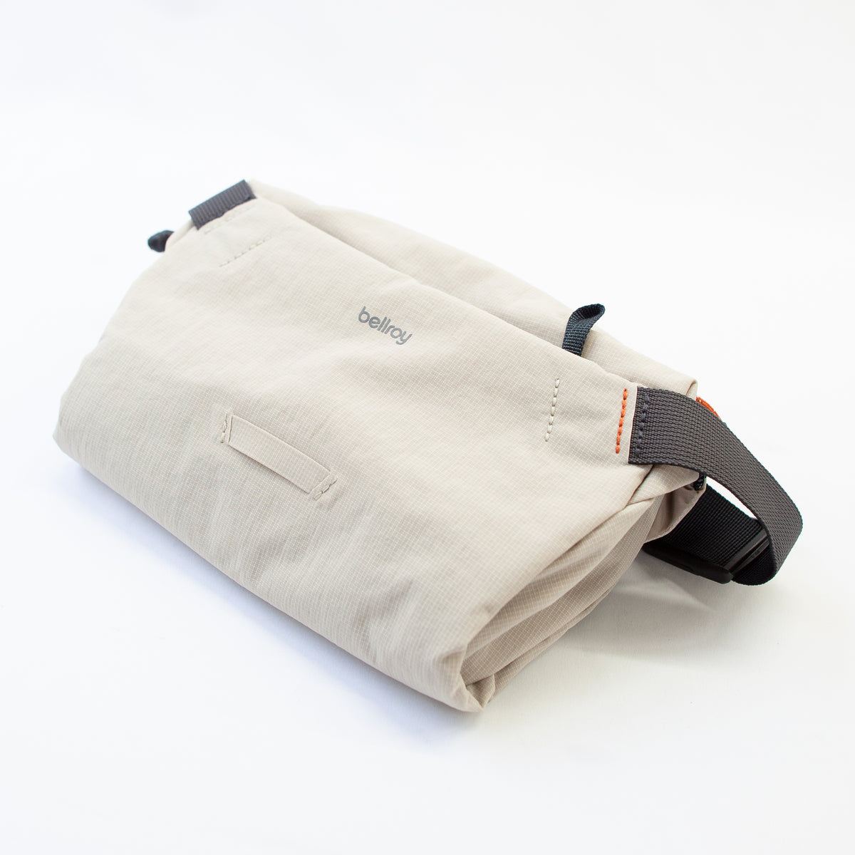 Bellroy / Lite Sling mini – Neueオンラインストア｜もっと愛着のわく 