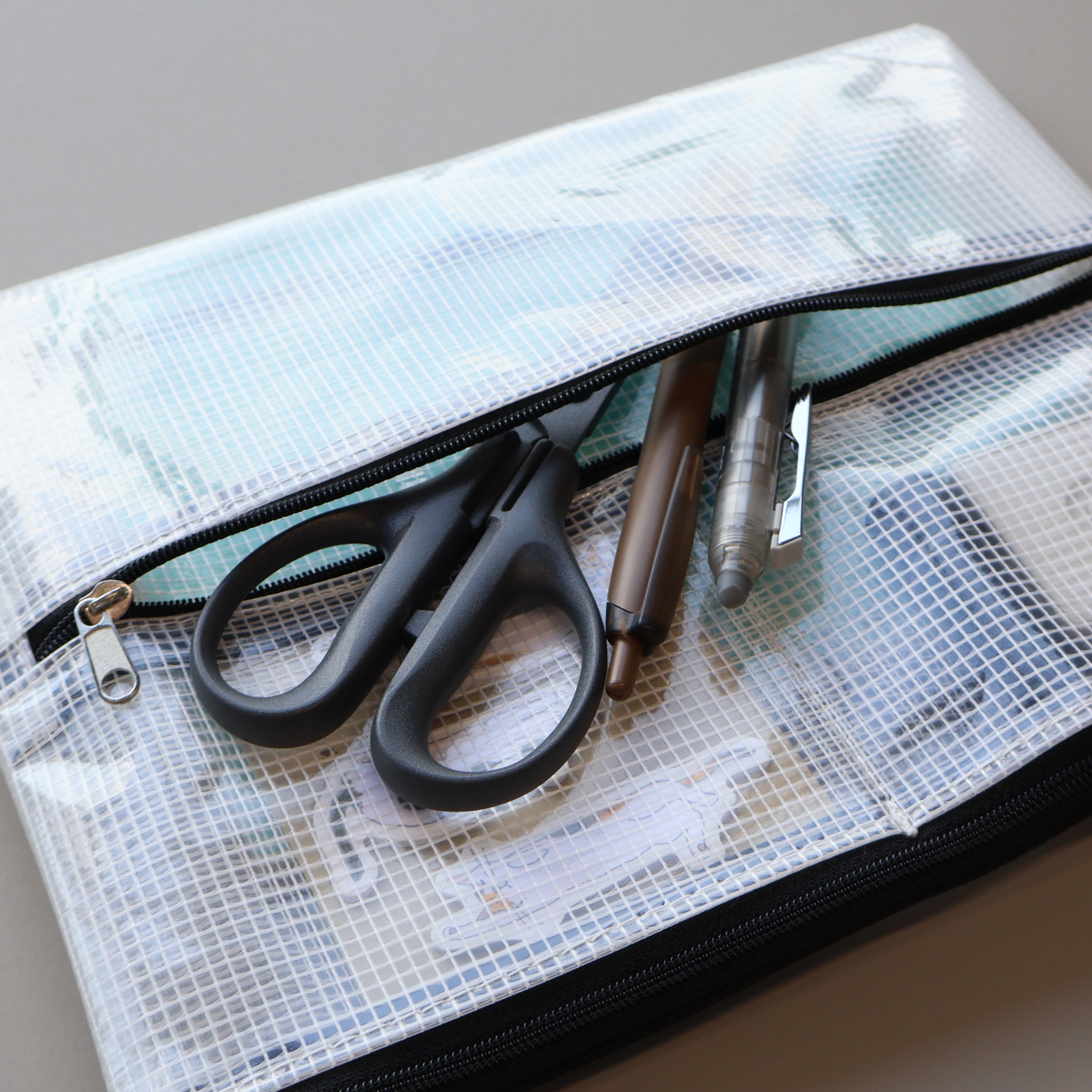 FolderSys / Multi Compartment Zip Bag A5 – Neueオンラインストア