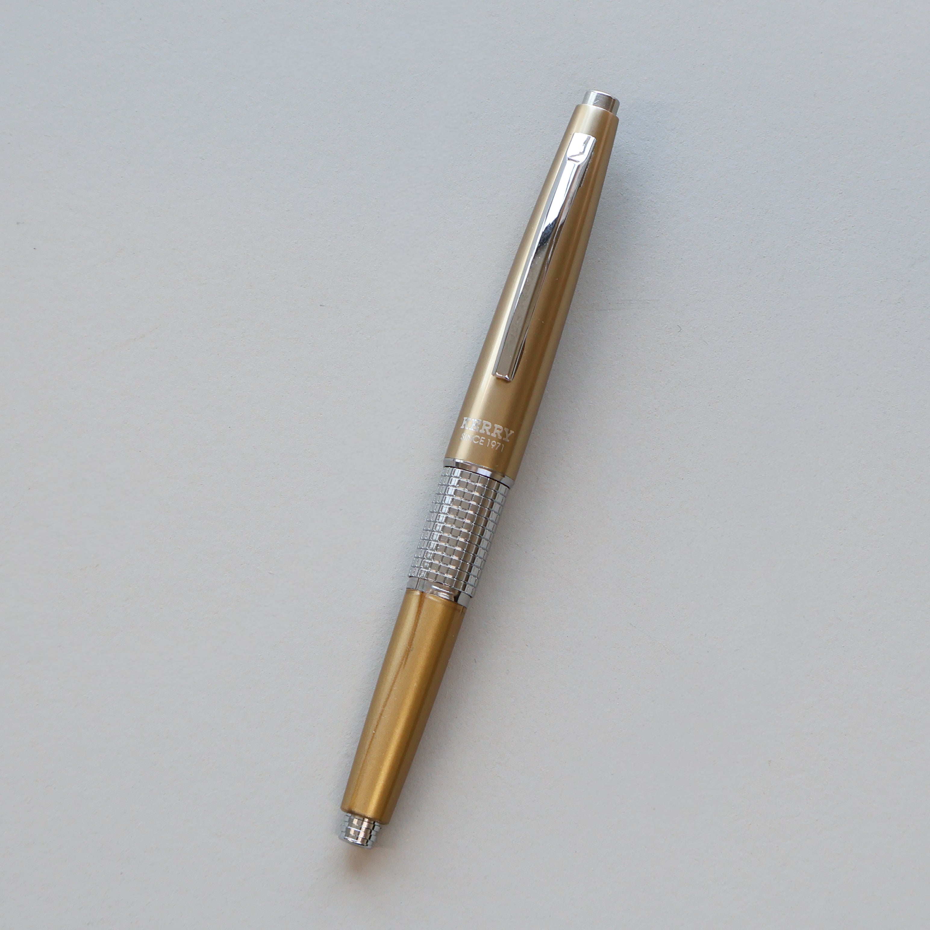 Pentel / 万年CIL ケリー – Neueオンラインストア｜もっと愛着のわく