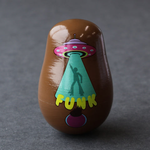 DETAIL / Roly Poly