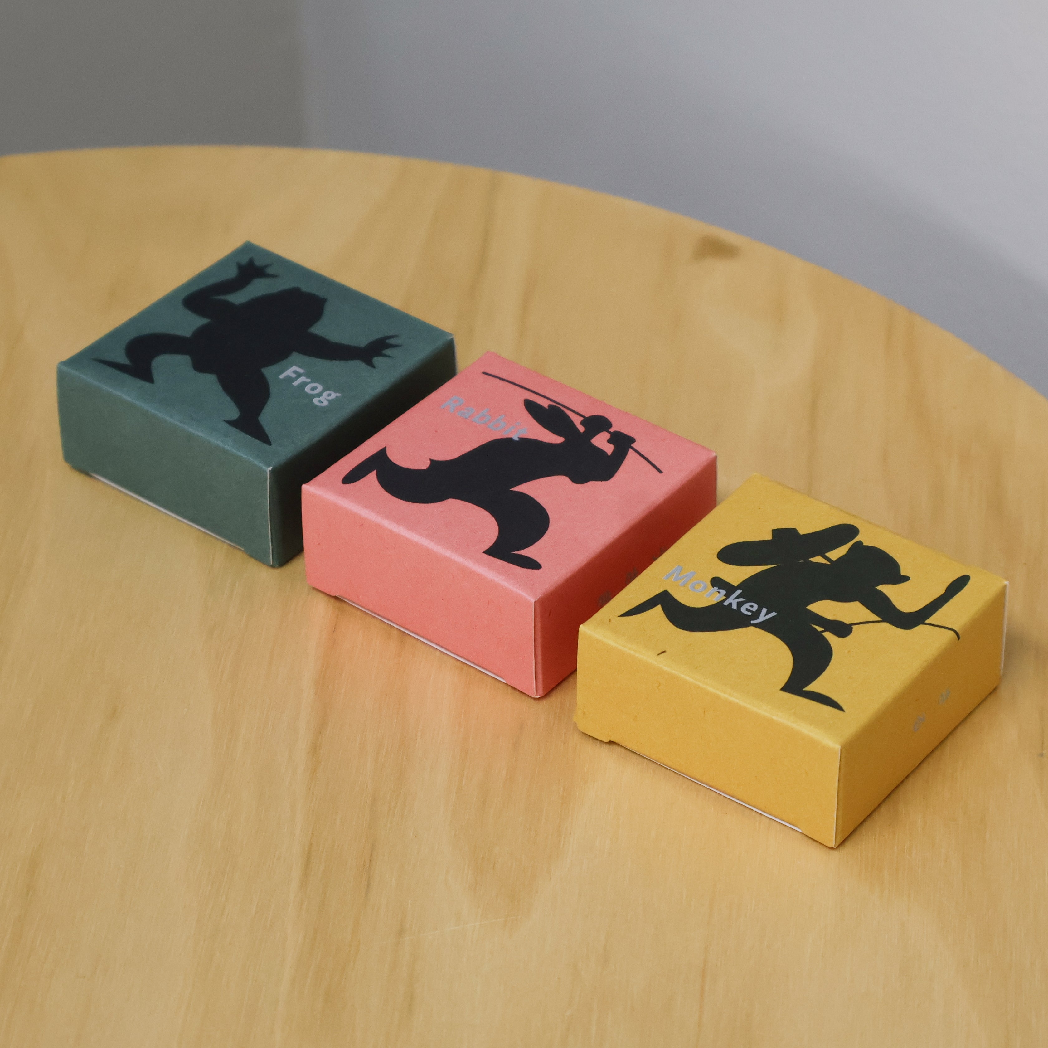 炭谷三郎商店 / 鳥獣戯画 お香立て – Neueオンラインストア｜もっと