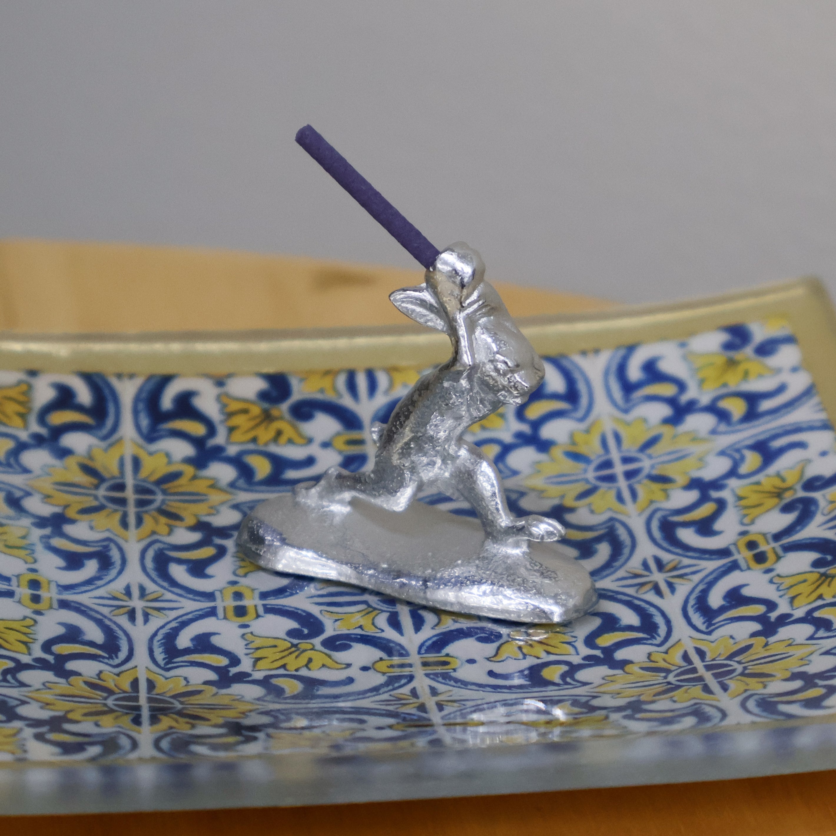 炭谷三郎商店 香立 鳥獣戯画 錫 炭谷三郎商店 / 鳥獣戯画 お香立て – Neueオンラインストア｜もっと