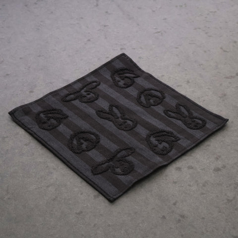 WARMGREY TAIL / ハンドクロス