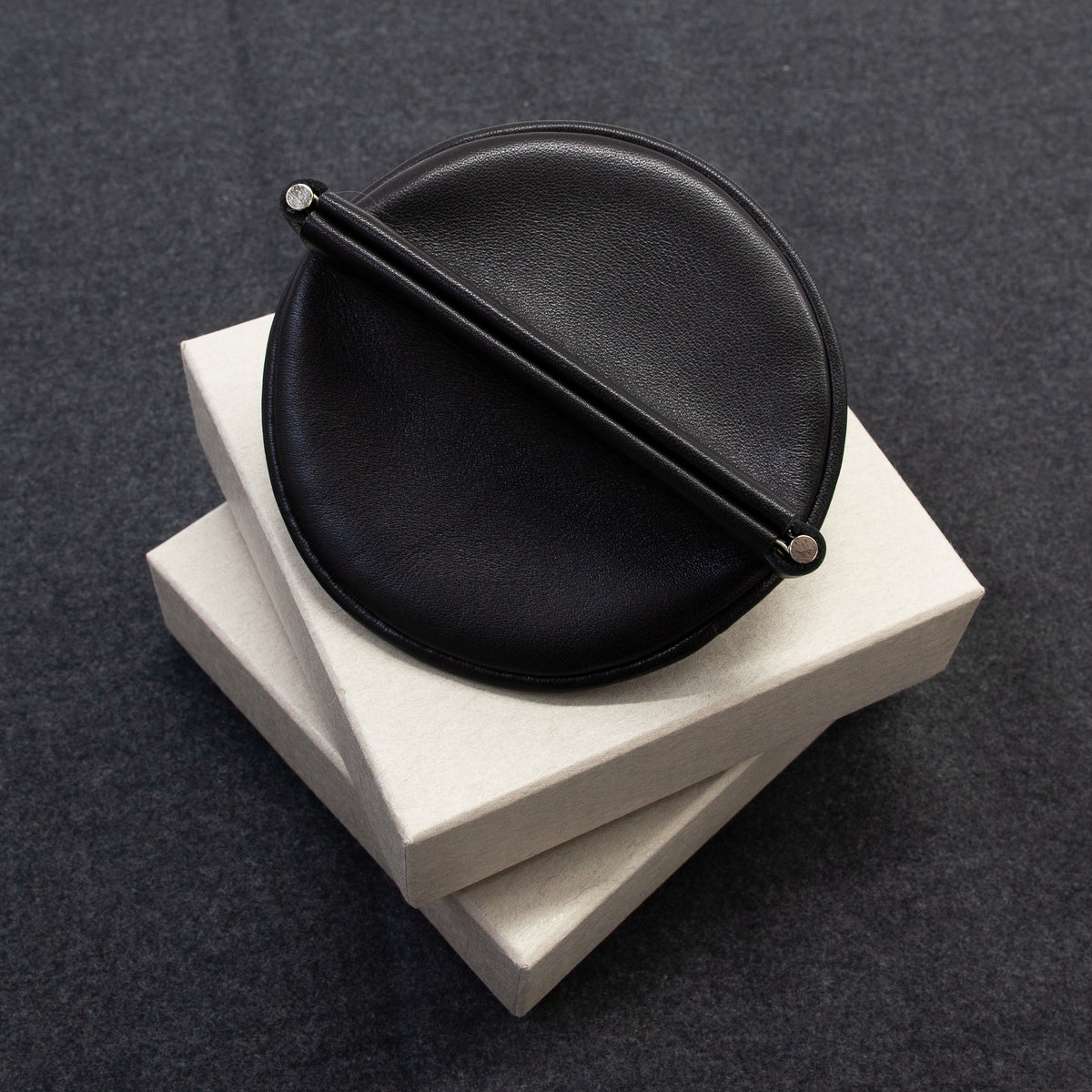 irose / ROUND COINCASE – Neueオンラインストア｜もっと愛着のわく 
