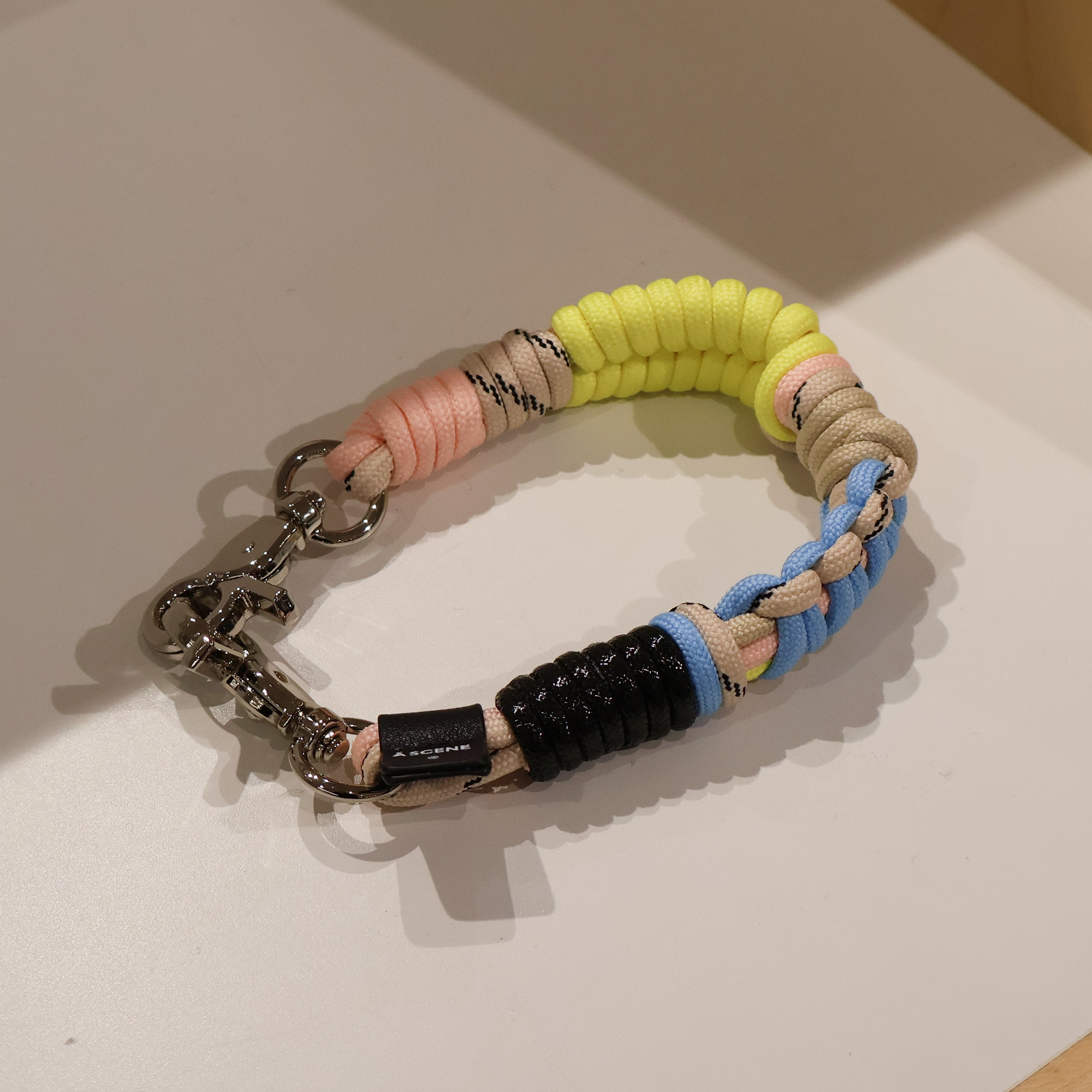 A SCENE / Design paracord mini strap – Neueオンラインストア