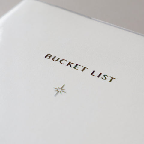 いろは出版 /  BUCKET LIST