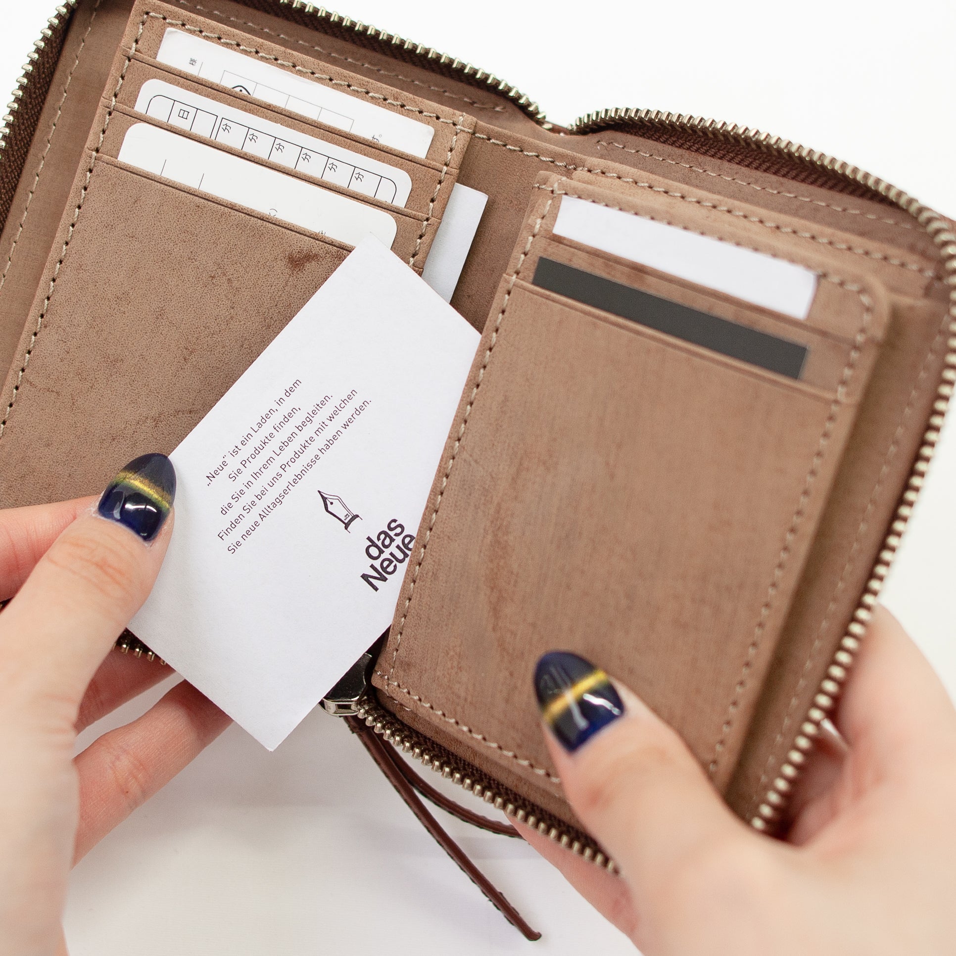 ELBAMATT ] ミドルウォレット – Neueオンラインストア｜もっと