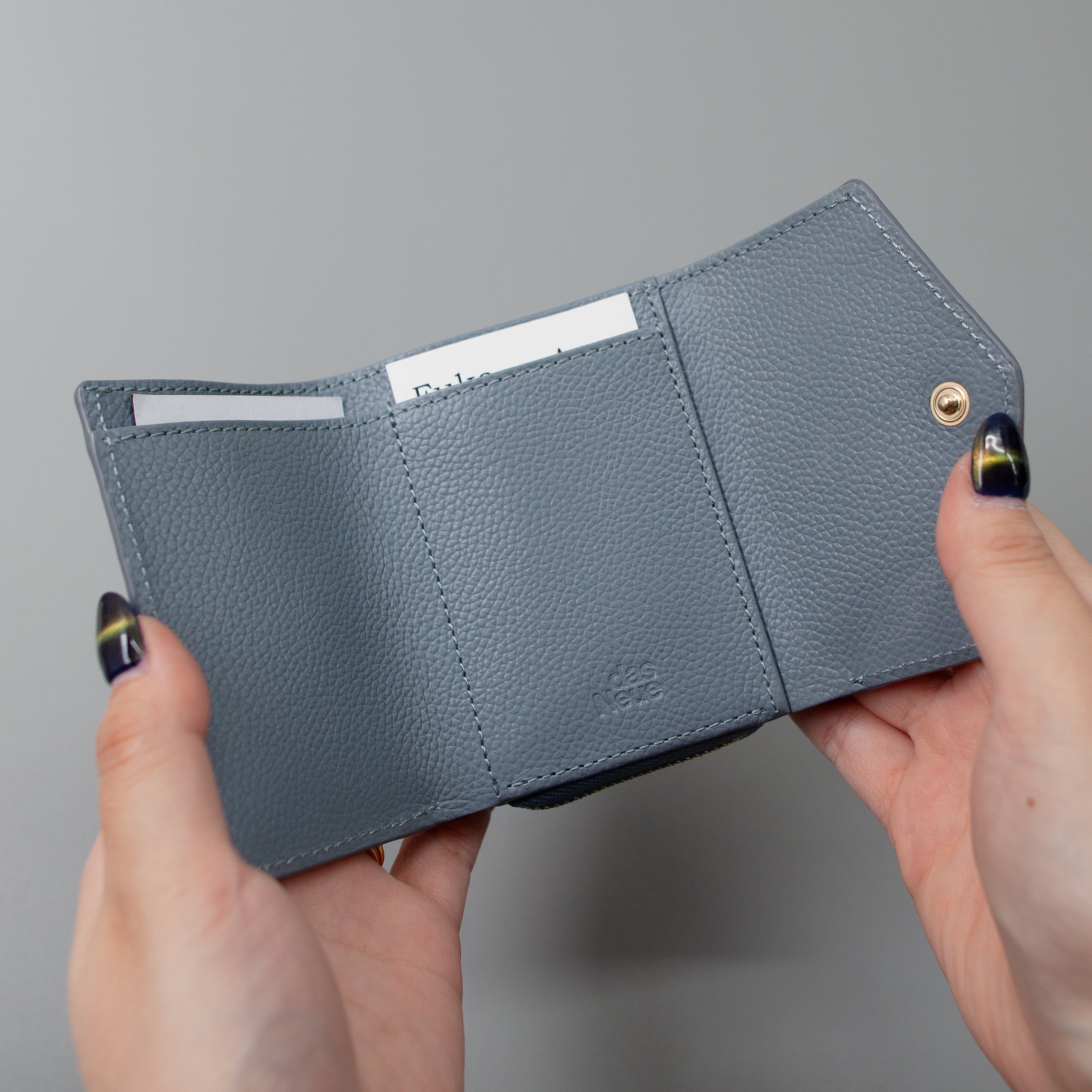 Neue 三つ折り財布　ミニ財布　財布　本革財布 ORIGINAL SHRINK / 三つ折りウォレットエンベロップ – Neueオンライン