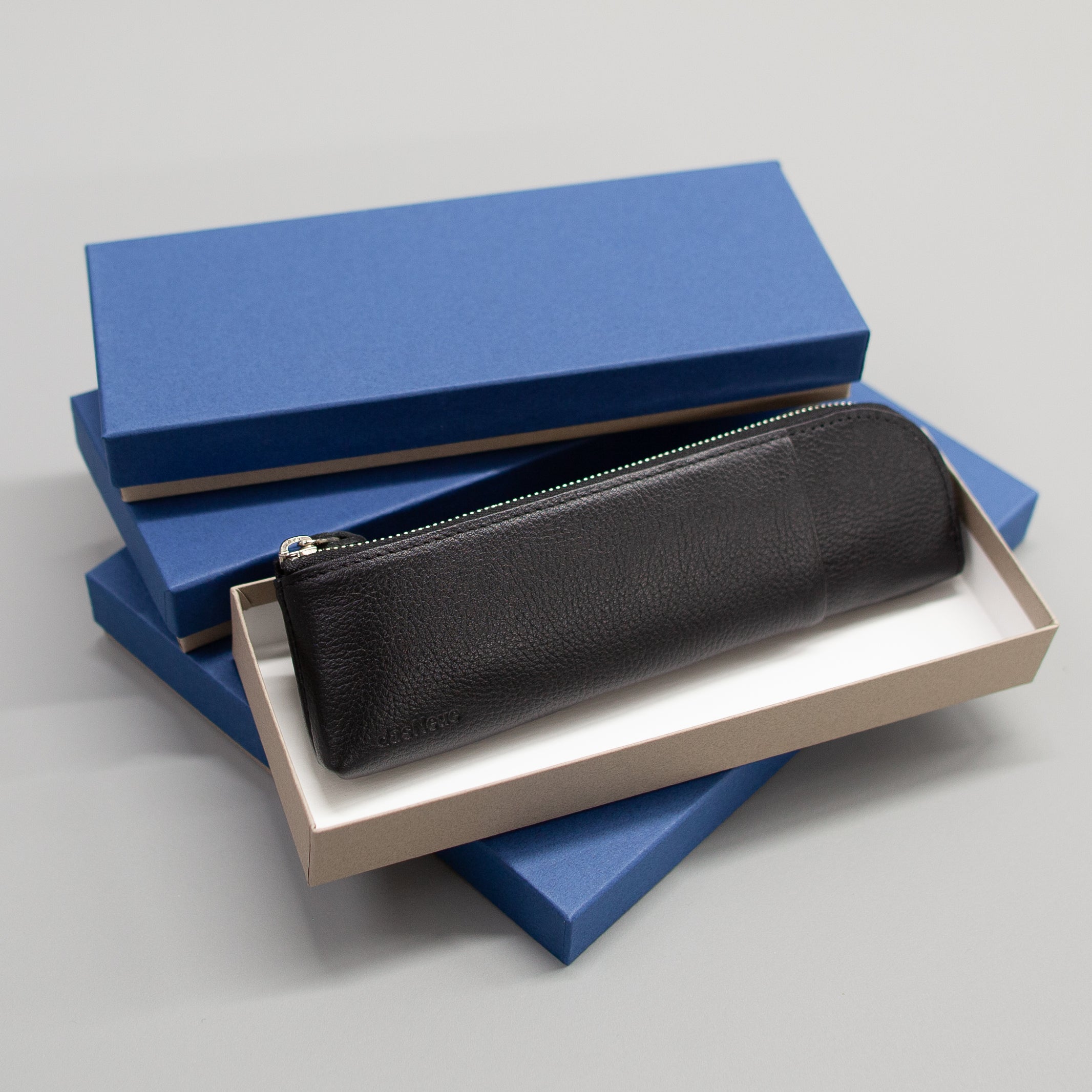 OSL GENUINE LEATHER / ラウンドファスナーペンケース – Neue