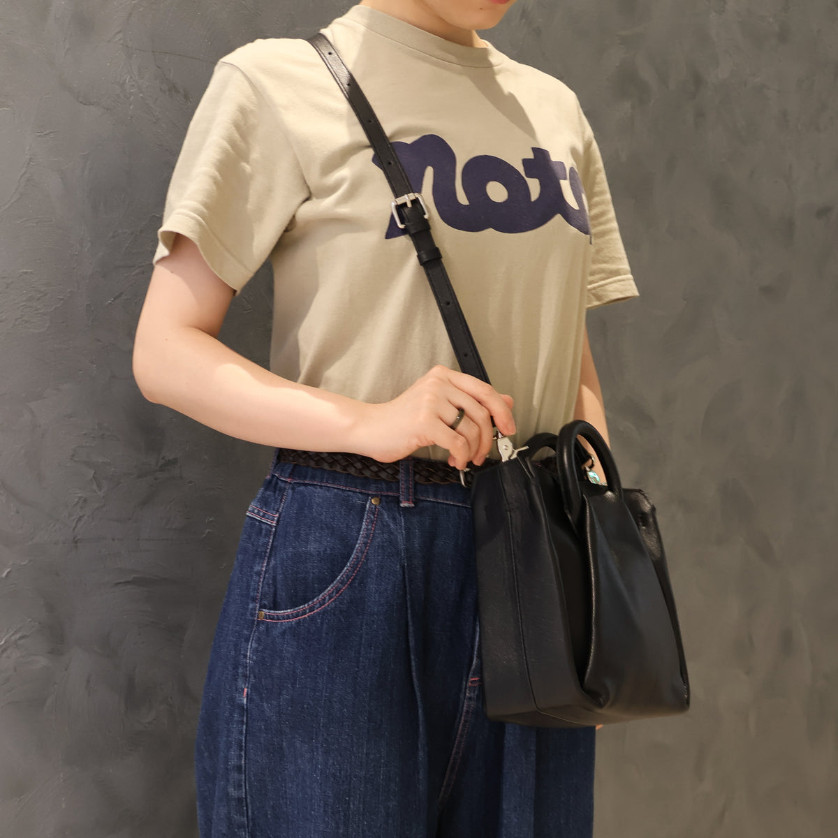 YArKA / Real leather fold and bend tuck 2way bag – Neueオンライン 
