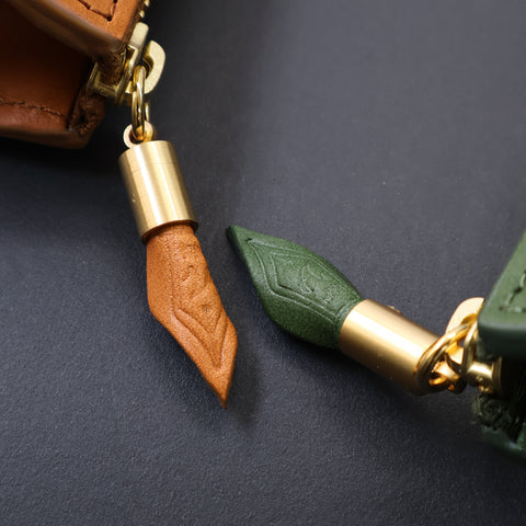 BASIC VACHETTA LEATHER / トライアングルペンケースSS