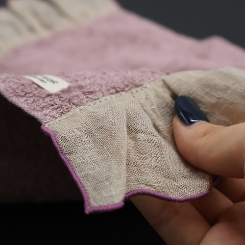 HUG Ō WäR　リネンフリルハンドタオル