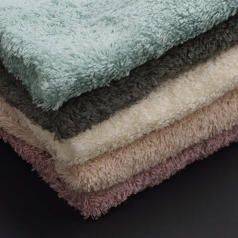 HUG Ō WäR　リネンフリルハンドタオル