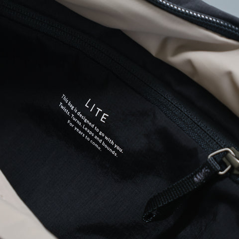 ［ Bellroy ］Lite Sling