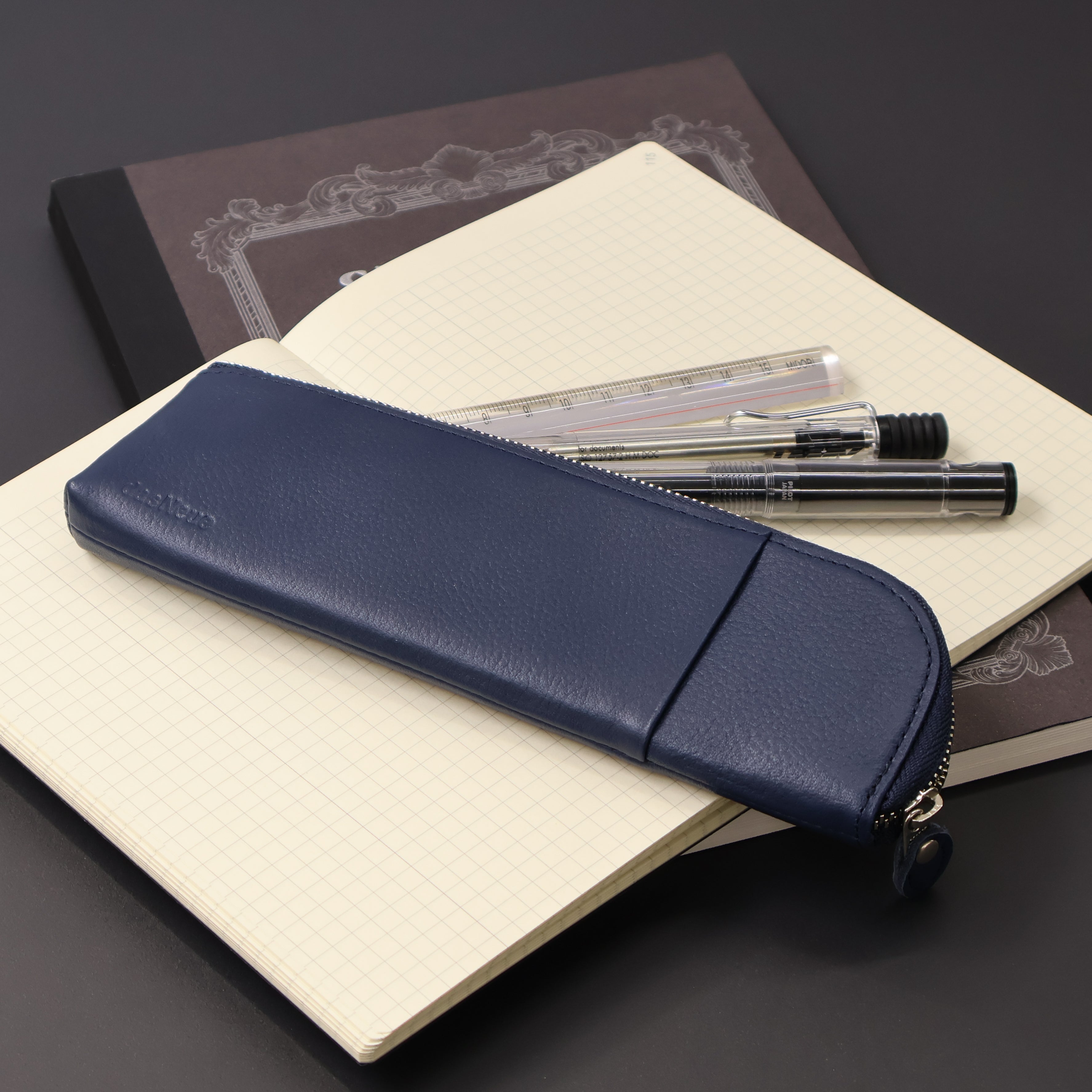 OSL GENUINE LEATHER / ラウンドファスナーペンケース – Neue