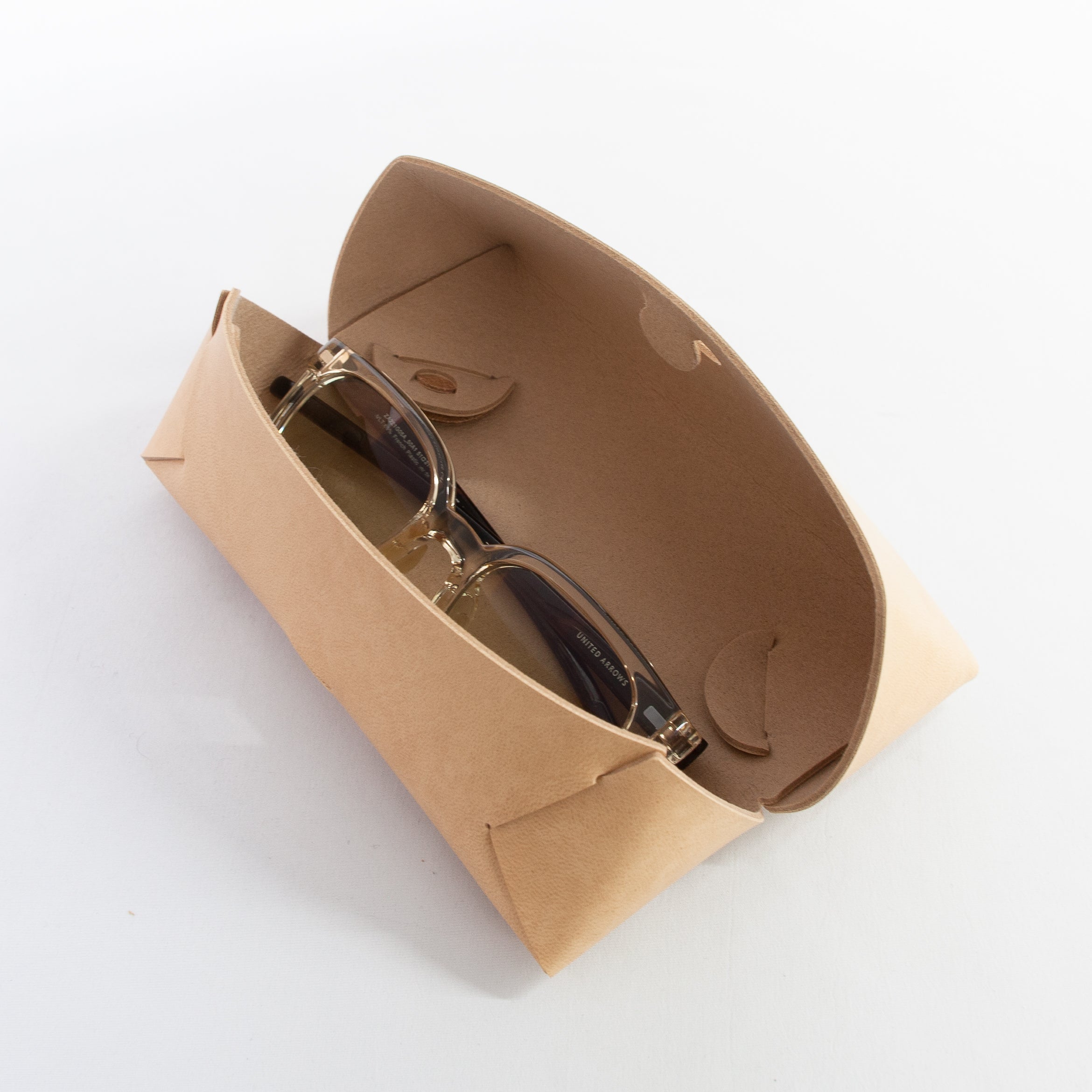 irose / SEAMLESS GLASSES & PENCASE – Neueオンラインストア｜もっと