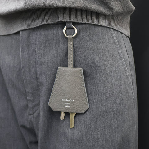 HERGOPOCH / ソフトシュリンクレザークロシェット