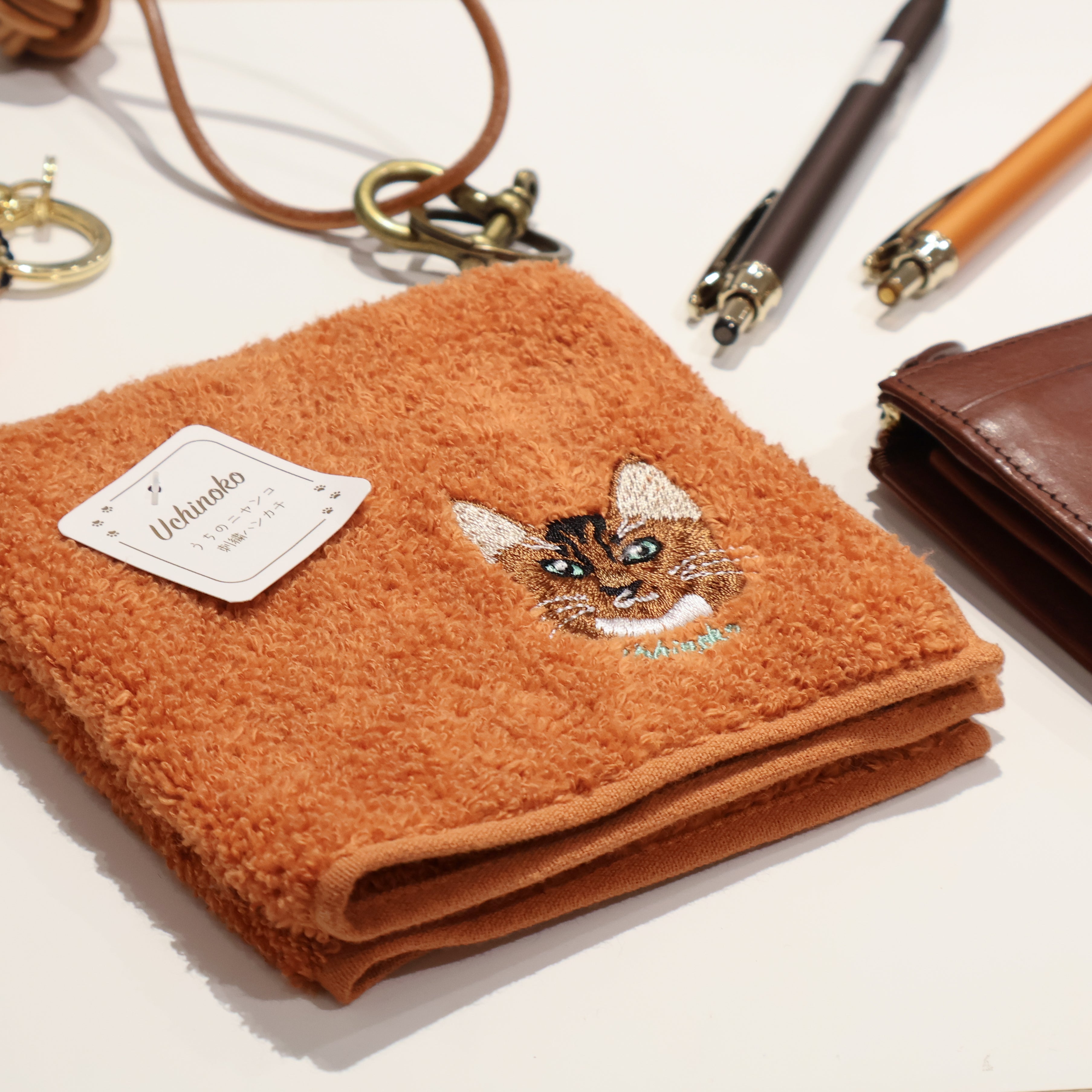 うちのニャンコ / 刺繍ハンカチ – Neueオンラインストア｜もっと愛着の