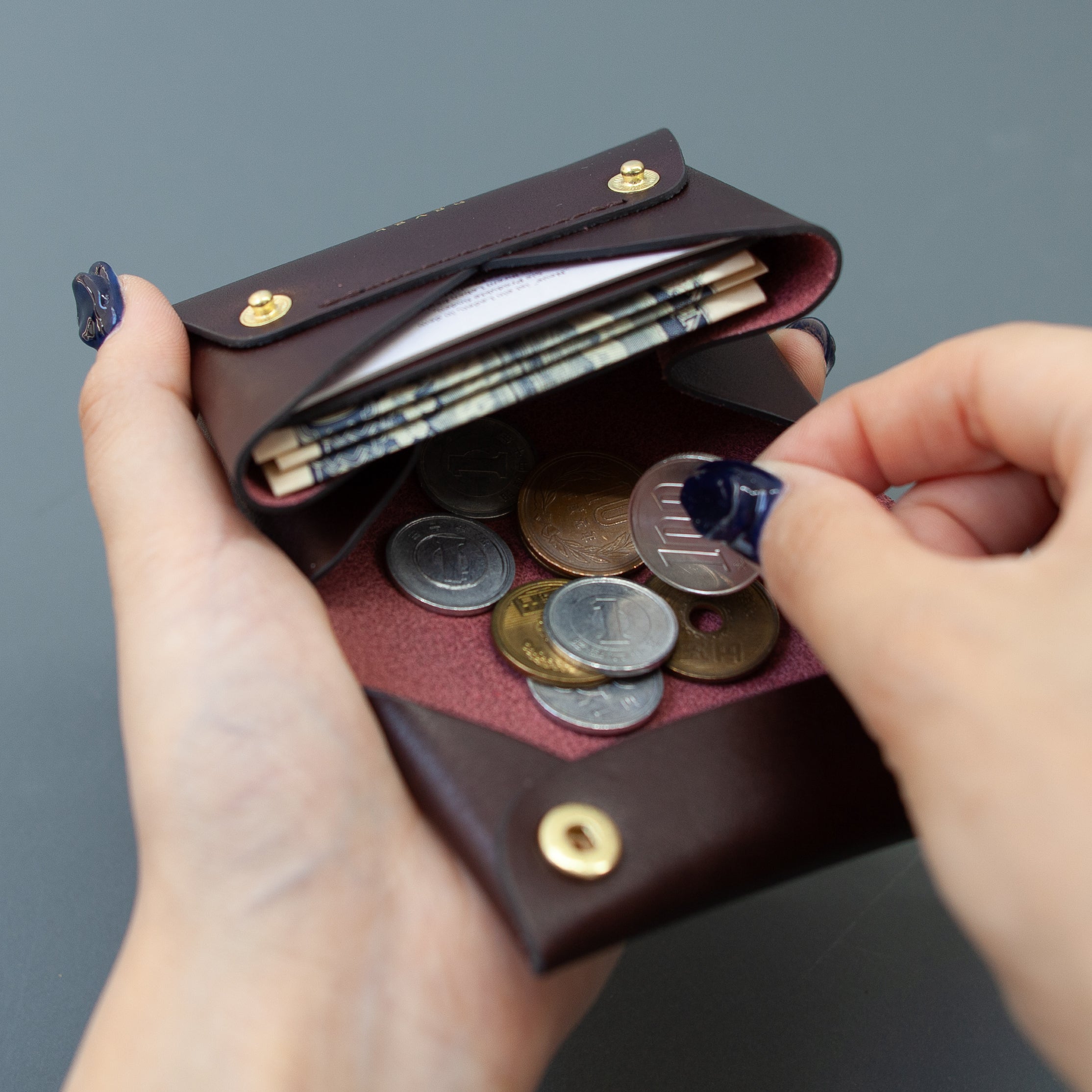 再値下げ！REVEL 二つ折りウォレット REVEL ］S.WALLET – Neueオンラインストア｜もっと愛着のわく、明日を。