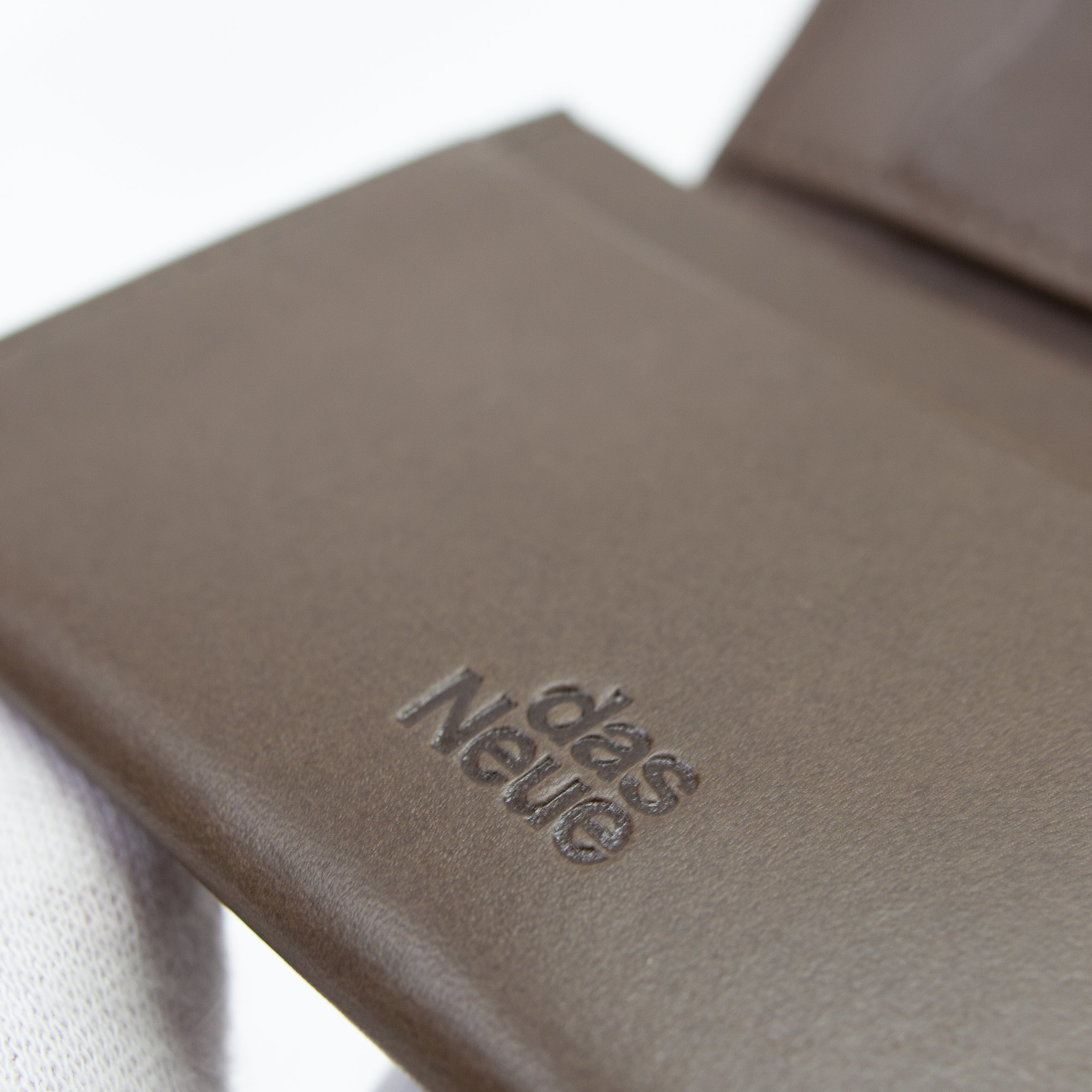 YAZAWACLUBフデロゴYAZAWA 名刺入れ？パスケース透明ポケット付き VEGA / パスケース付き名刺入れ – Neueオンラインストア｜もっと愛着の