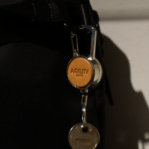 AGILITY affa / カラビナリールホルダー