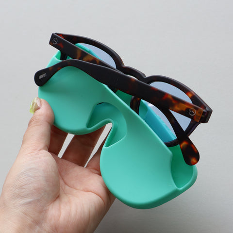 LUPS / シリコングラスケース
