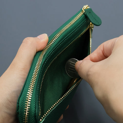 PURE SHRINK SOFT / ウォレットポーチ