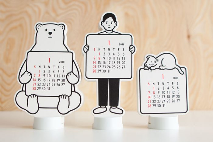 Webストアにup まばたきする様がカワイイ入れ替え式のスタンドカレンダー Neue ノイエ