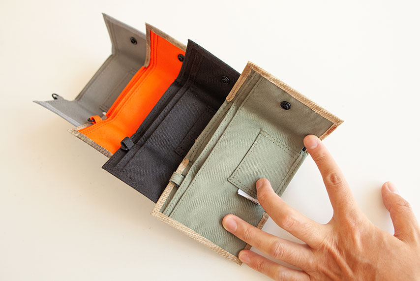 限定モデル ウィークエンダー コルリ 3つ折り 小型財布 ミニウォレット 深緑